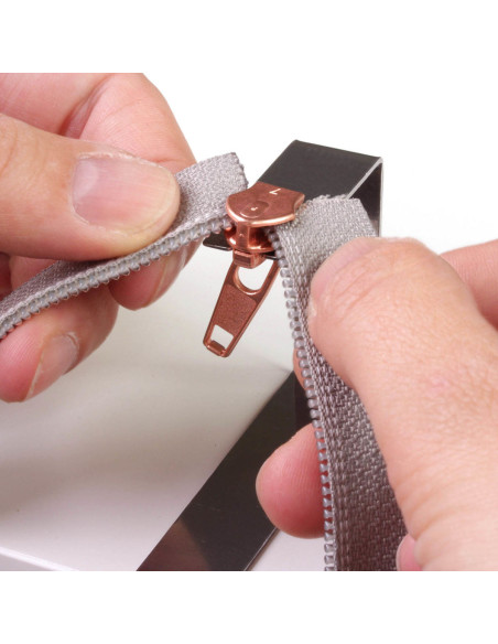 Tool to assist with threading zipper sliders
