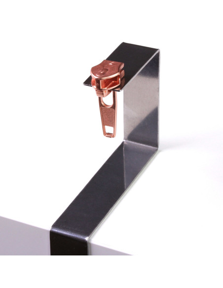 Tool to assist with threading zipper sliders