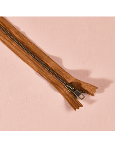 Metal Zipper Pecan Pie 30 cm - Atelier Brunette