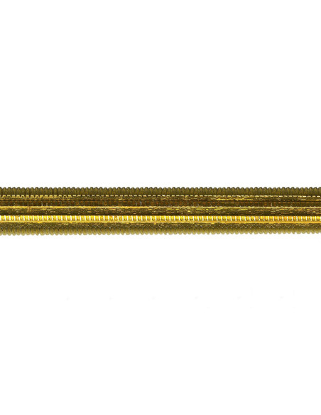 Wool carpet cleaning brush