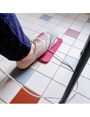 Pedal mat for sewing, embroidery, and overlock machines