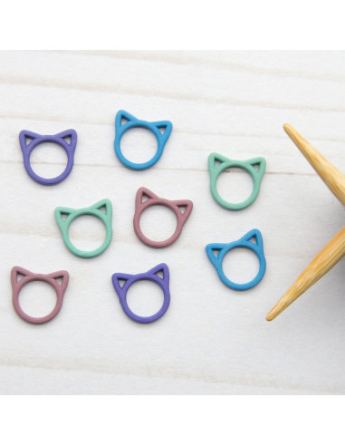 Set of 8 closed stitch markers - Colorful cat