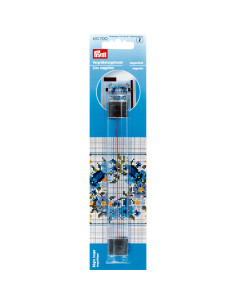 Magnetic ruler magnifier