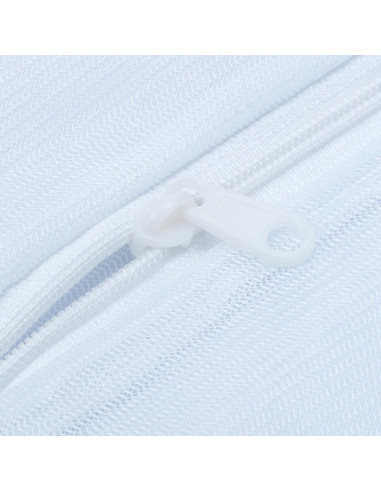 Set of mesh bags for delicate laundry