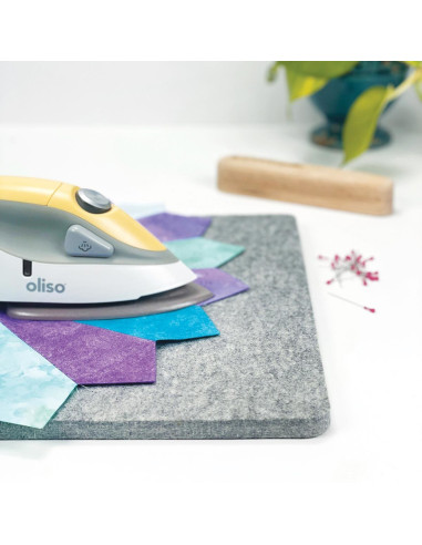 Wool ironing mat 43 cm x 43 cm The Gypsy Quilter