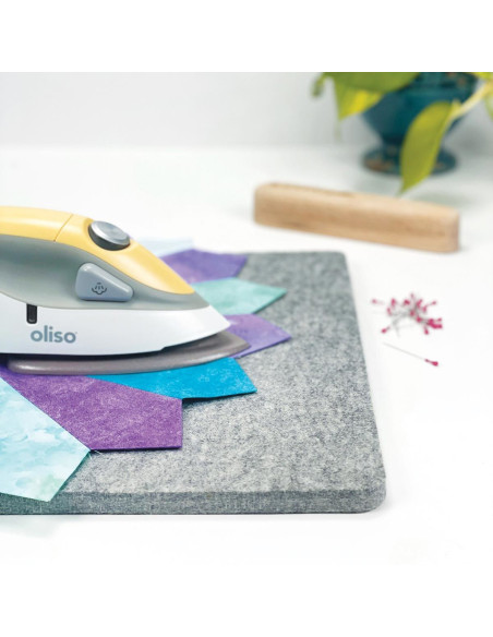 Wool ironing mat 43 cm x 43 cm The Gypsy Quilter