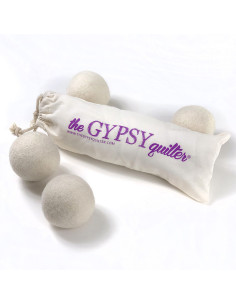 Set of 4 wool dryer balls for tumble dryer