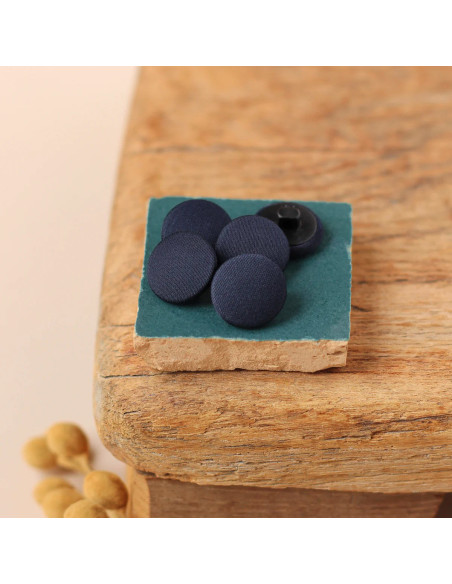 18 mm satin-covered button on shank - Denim