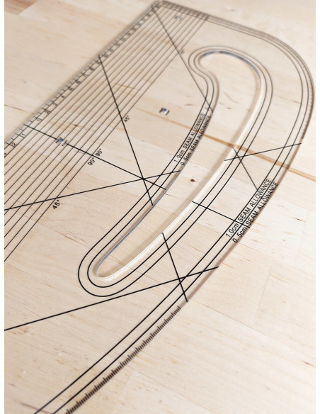 Multifunctional Sewing Rule Pattern Maker
