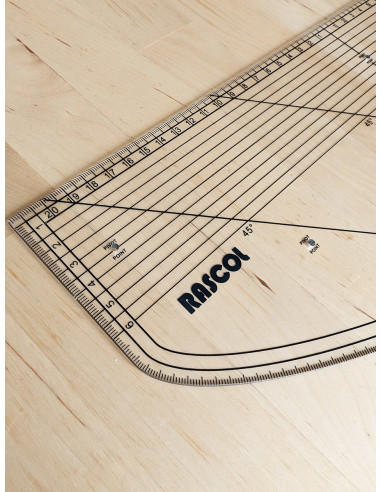Multifunctional Sewing Rule Pattern Maker