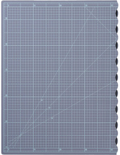 Clover Foldable Cutting Mat - 60 cm x 90 cm 2