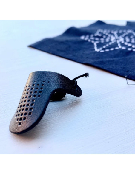 Leather thimble for Olympus sashiko
