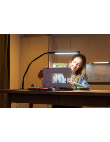 Daylight Electra table lamp