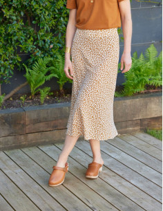 Nuance Skirt Pattern - Atelier Scämmit