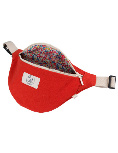 Esteban - Fanny pack sewing kit