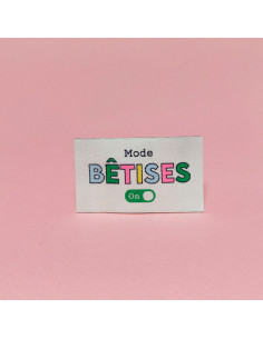 Set of 6 woven labels - Nonsense 2