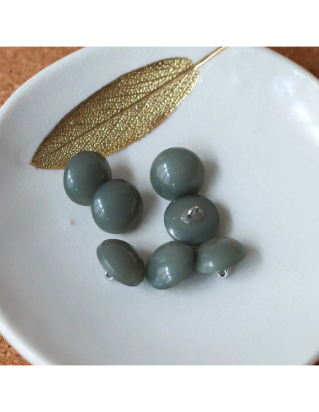 Half-sphere button with stem - Verbena