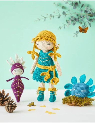 Book of Fantastic Dolls & Amigurumis in Crochet