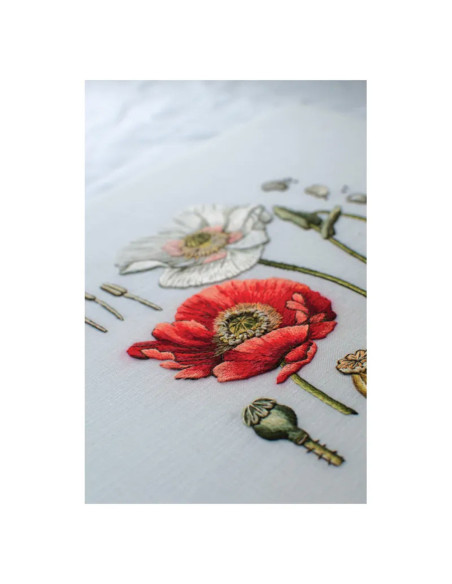 The Big Book of Embroidered Flowers