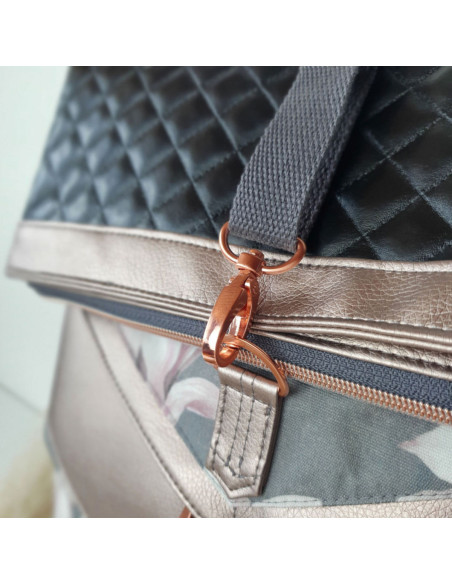 25 mm Metal Carabiner - Rose Gold