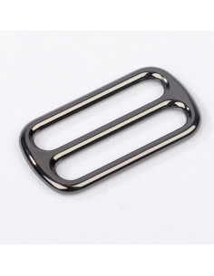 Sliding metal loop - 40 mm gun barrel
