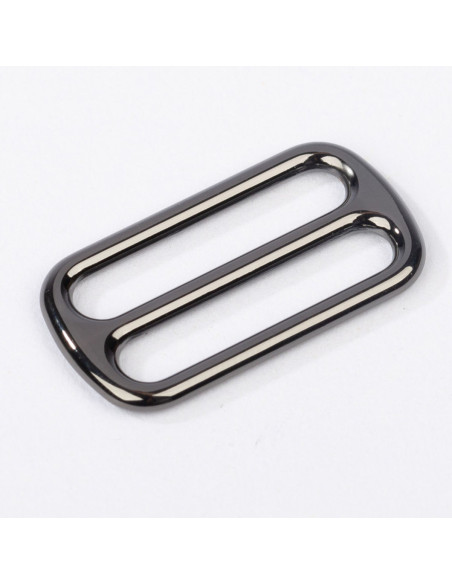 Sliding metal loop - 40 mm gun barrel
