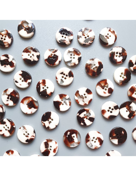 Pack of 15 buttons in bioresin 15 mm 4 holes - Wuthering