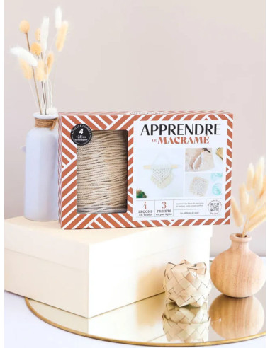 Macramé learning kit