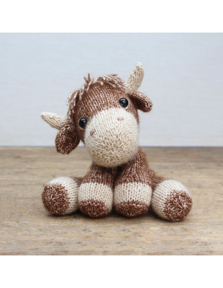 Knitting kit - Luke the cow