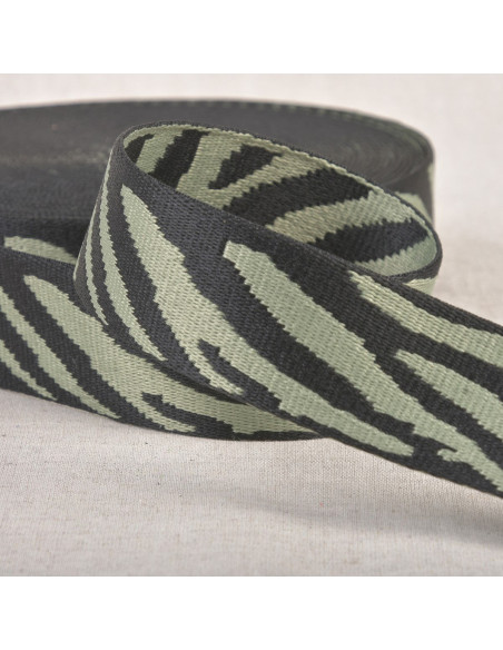 Animal strap - Almond and black zebra