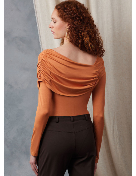 Bodice Pattern - Vogue 2049