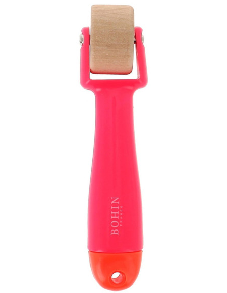Bohin wooden seam roller