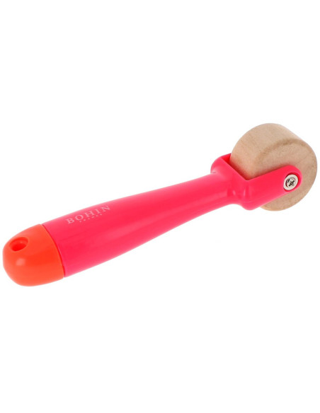 Bohin wooden seam roller