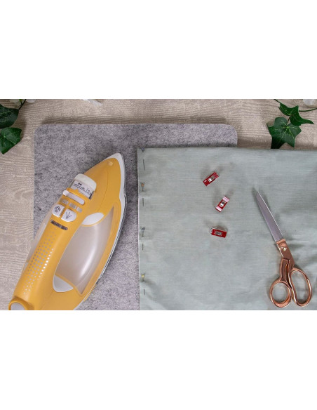 Milward wool ironing mat 30.5 cm x 30.5 cm