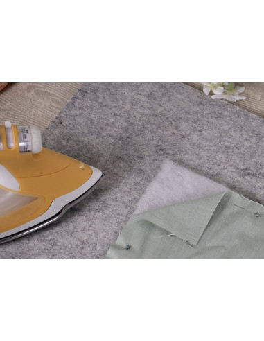 Wool ironing mat 42 cm x 29.7 cm Milward