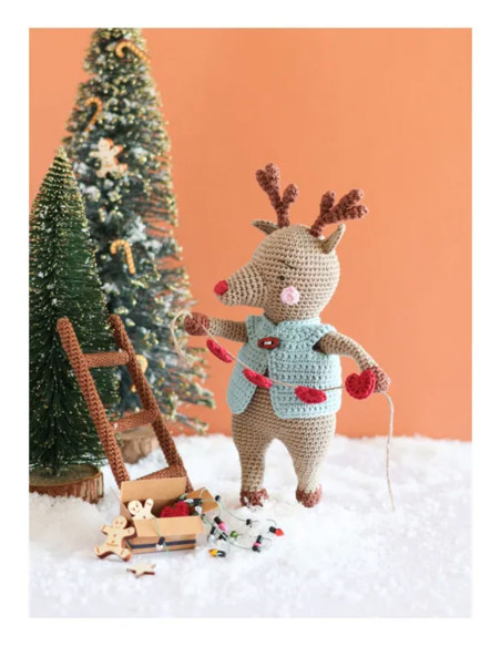 Nordic Christmas Dolls & Amigurumis Crochet Book