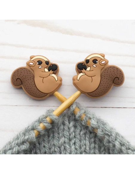 Stitch stoppers for knitting needles - Squirrel and acorn