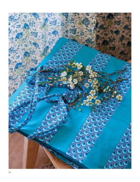 "The Little World to Sew" by Clémentine Collinet