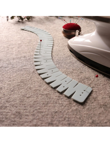 Flexible silicone hem ruler