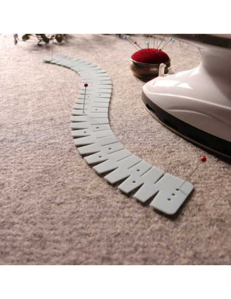 Flexible silicone hem ruler