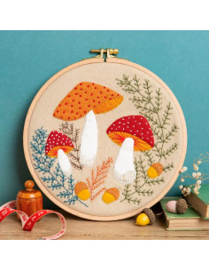 Felt kit with hoop - Mushrooms
