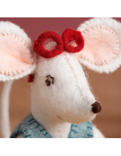 Felt Kit - Little Librarian Mouse 2