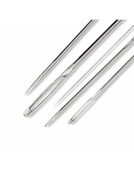 Assortment of 33 needles for needlework