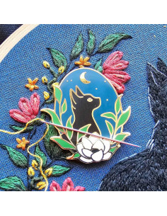 Magnetic needle holder - Black cat