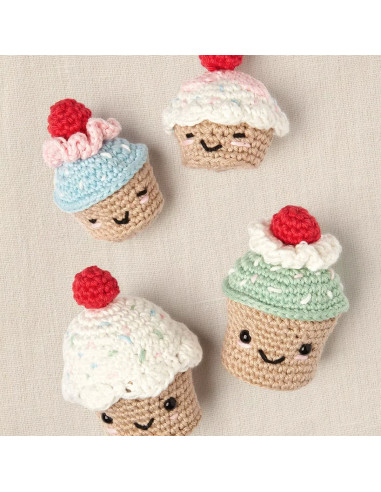 Amigurumi Kit - Cherry Cupcakes