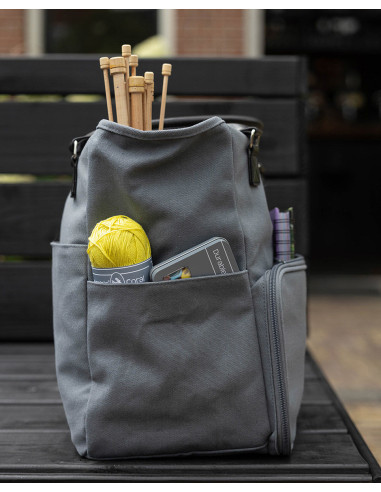 Durable tote bag for knitting and crochet