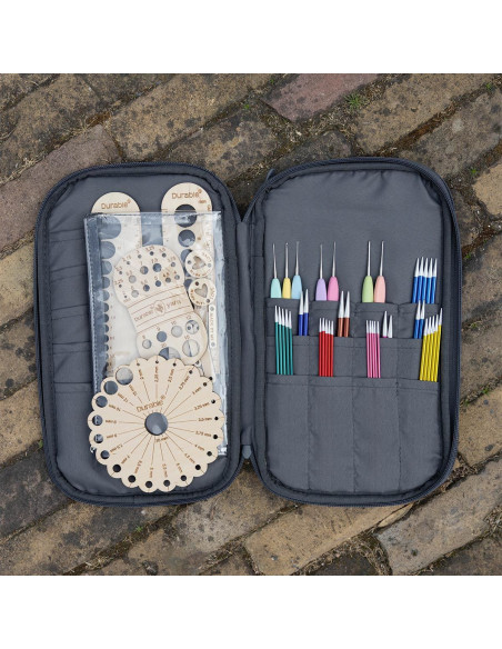 Durable storage case for needles and hooks