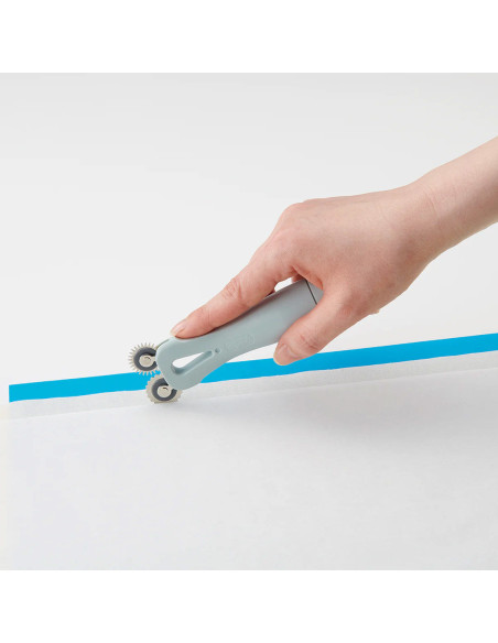 Clover triple tracing marking roulette for sewing