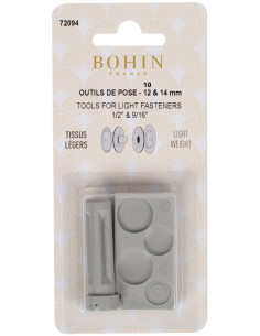 Bohin tool for setting lightweight fabrics