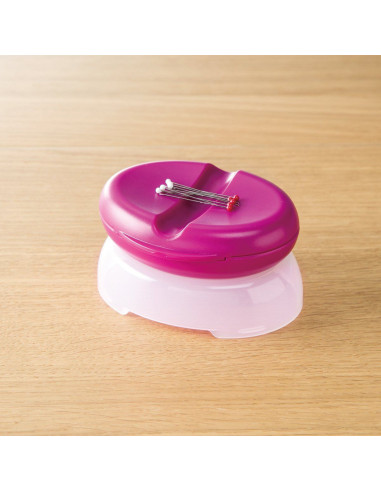 Clover magnetic pin box